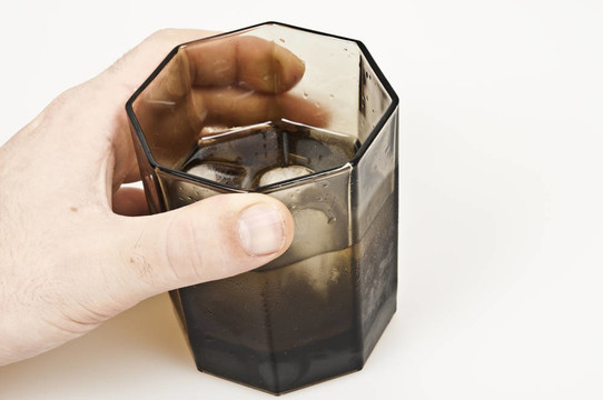 冰玻璃酒杯