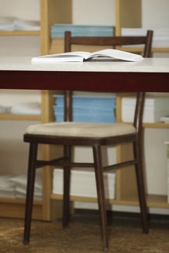 書房；專注于書