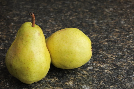 對(duì)梨