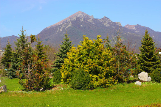 山beshtau。