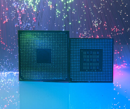 基于技術光纖背景的計算機中央微處理器