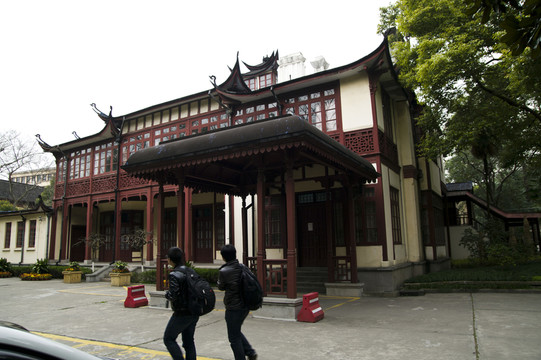 華東政法大學(xué)