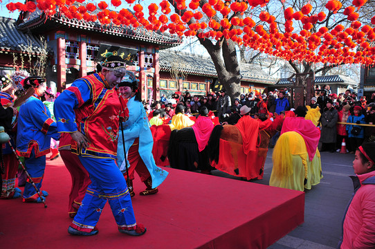 春節(jié)廟會(huì)