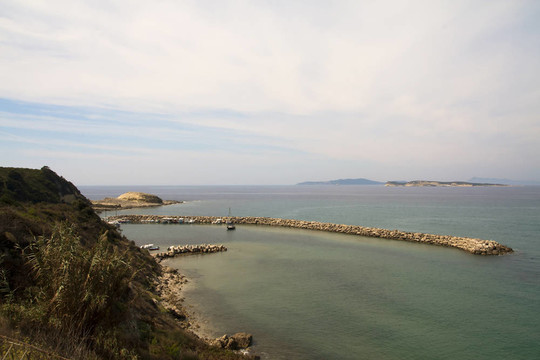 費舍爾船在圣斯特凡諾斯港；Corfu；希臘