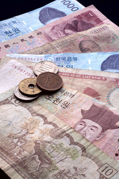 亞洲貨幣。
