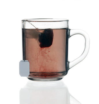 袋茶的玻璃茶杯