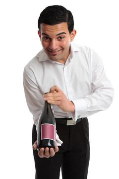 侍者或仆人遞酒