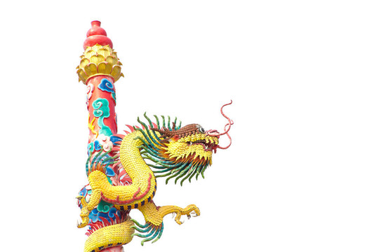 旗桿上的黃龍雕像