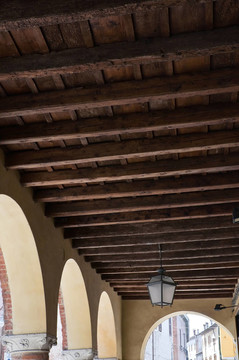 小巷。Ferrara。Emilia Romagna。意大利.