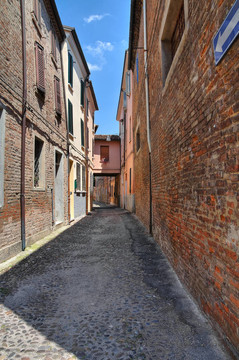 小巷。Ferrara。Emilia Romagna。意大利.