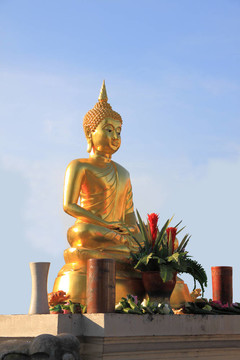 Golden Buddha神殿雕像