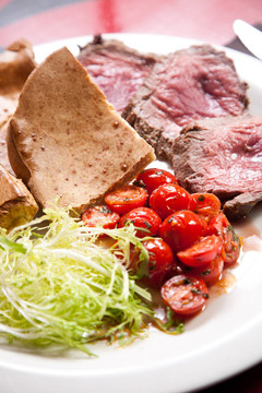 烤牛肉