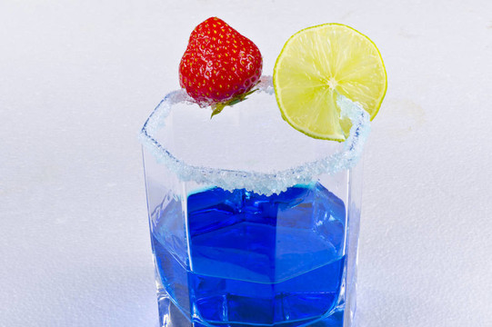 藍色的飲料
