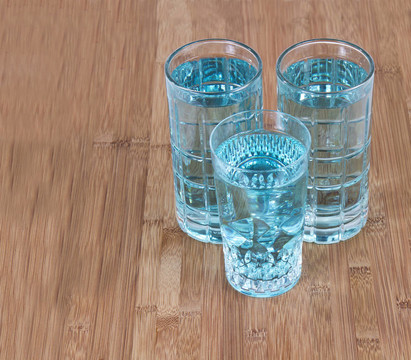 水晶藍(lán)水竹板