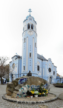 modry kostolik