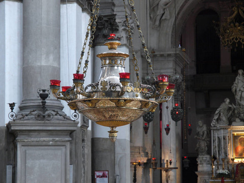 Santa Maria Della慰問了感謝或提供的Virgin Mary對他瘟疫了幾乎三分之一的威