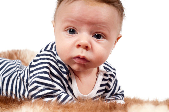 新生的嬰兒