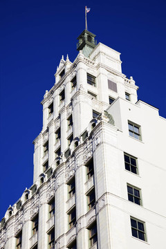 藍天建筑