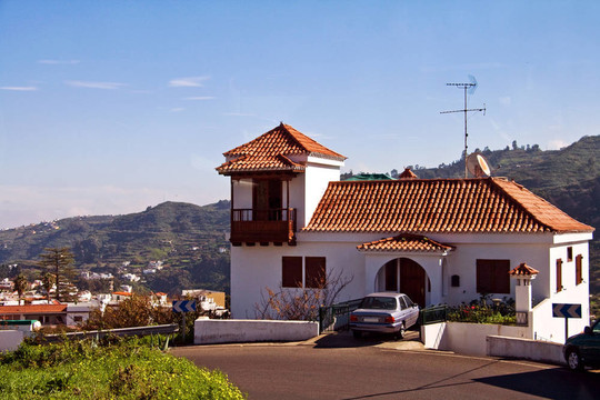 山峰村