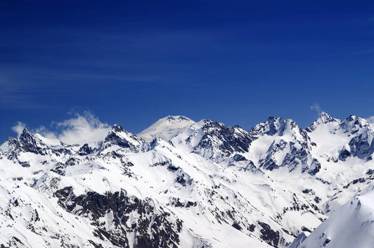 高加索山脈。Elbrus。