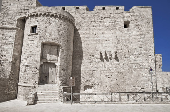 Carlo V castle.monopoli。Apulia。
