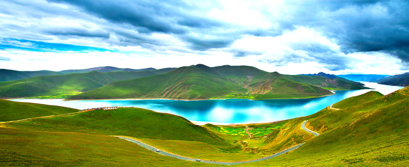 羊湖全景