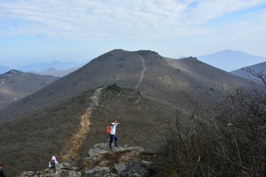 登山者 徒步者