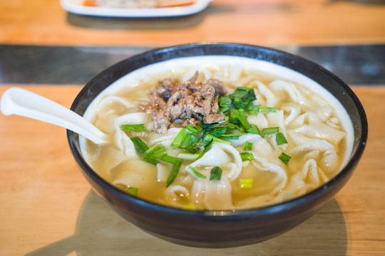 牛肉燴面