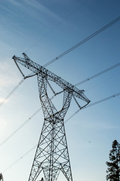 高壓電塔
