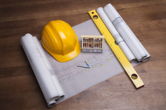 在圖紙上建造工具