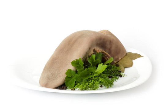 美味的白灼肥牛舌頭蒔蘿