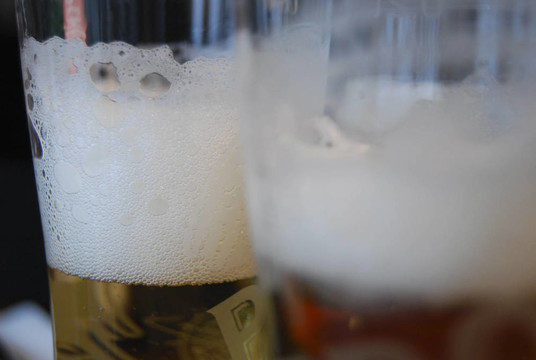 兩杯啤酒
