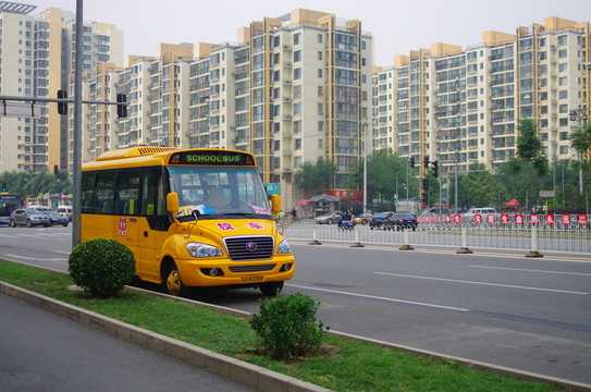 學(xué)校校車