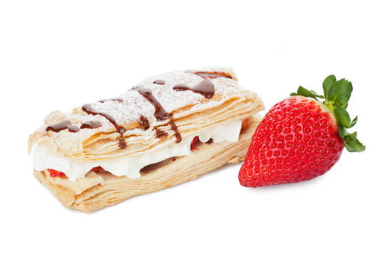 奶油點(diǎn)心；巧克力和草莓