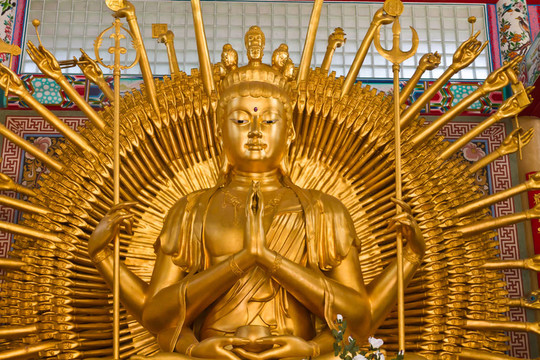 Bodhisattva Guan Yin雕像