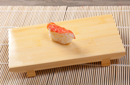 煙熏魚(yú)壽司卷