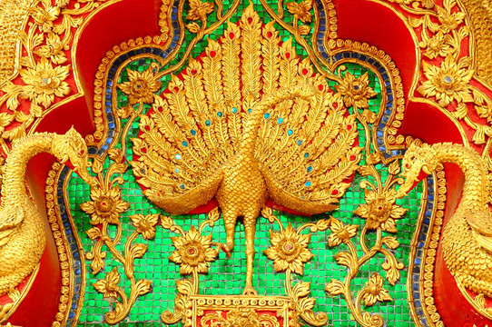泰國寺廟中的孔雀孔雀壁畫