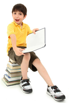 瘋狂面對學校男孩與書籍的孩子