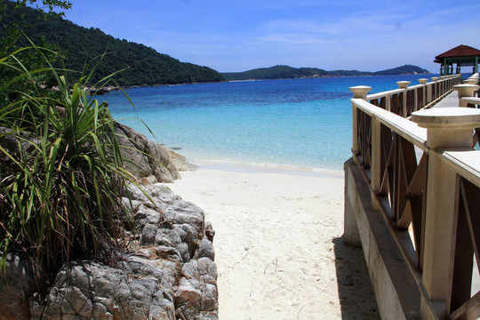 在停泊島的海灘路