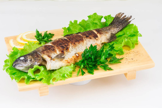 烤鱸魚
