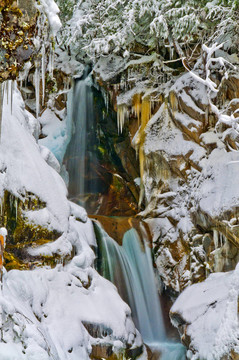 冬天的Christine Falls