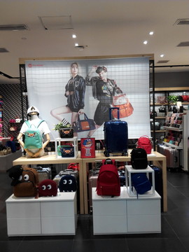 包包專賣店