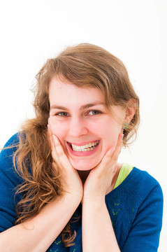 微笑的年輕女子