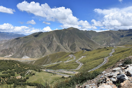 山間的公路 玉帶公路