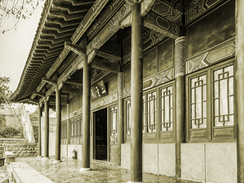 三圣殿