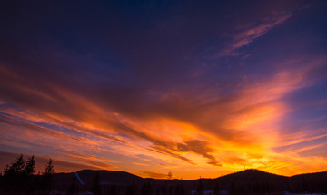 夕陽(yáng)余暉