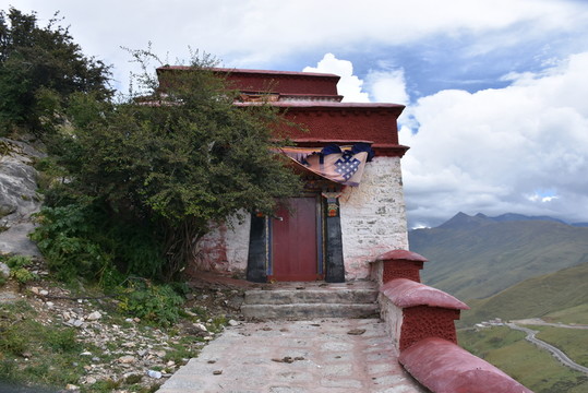 甘丹寺