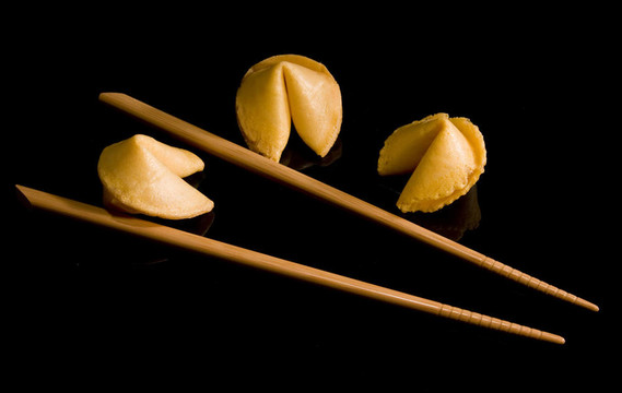筷子和幸運(yùn)餅干