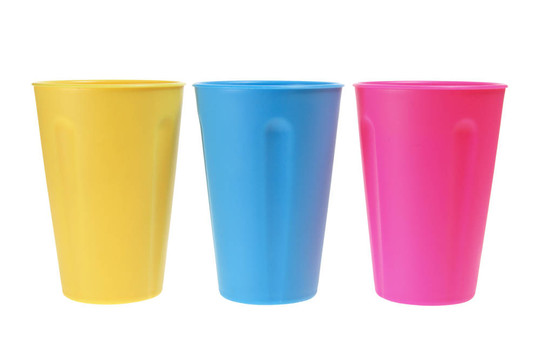 膠杯