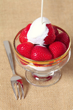Strawberry的甜點(diǎn)